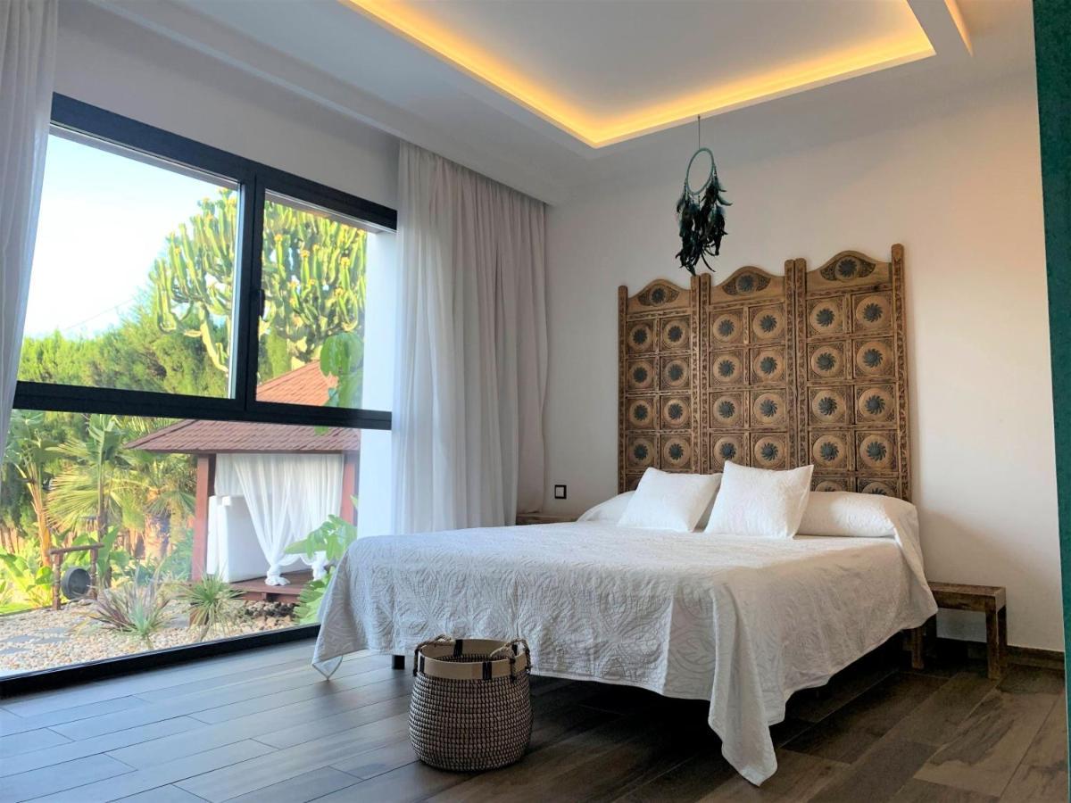 Bed and Breakfast Kharisma Альтеа Экстерьер фото